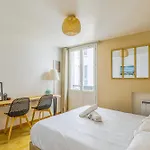 Charming T4 In The 3Rd Arrondissement Of Paris - Welkeys